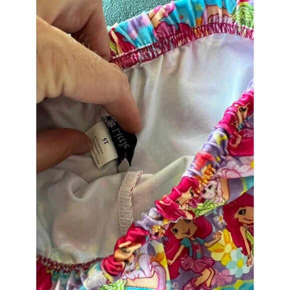 Little Boe Strawberry shortcake Friends Ruffle shorts 5 - Picture 4 of 5